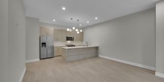 4629 S Michigan Avenue Gallery 22