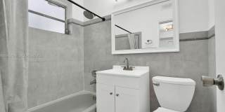 4740 Pine Tree Dr Gallery 7