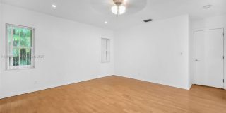 3441 N Hills Dr Gallery 34