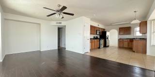 West El Paso 3bed 2.5bbath refrig A/C Home Gallery 12