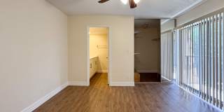 Newly Remodeled 2 bedroom 2.5 bath near Millenia Mall Gallery 13