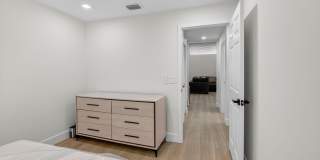 1095 Anchor Point Gallery 31