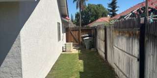 Clean 3 Bedroom / 2 Bathroom home near Stockdale High School, Recently Renovated! Clean 3 Bedroom / 2 Bathroom home near Stockdale High School, Recently Renovated! Gallery 29