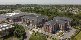 The Grande at Metropark Gallery 68