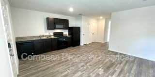 1114B Chestnut Gallery 3