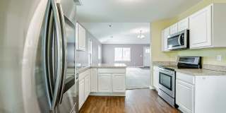 Lake Living at Its Finest in Keego Harbor! Lake Living at Its Finest in Keego Harbor! Gallery 9