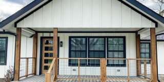 3211 N Central Gallery 1