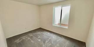 Six Bedroom Home in Bloomington Ranches Gallery 16