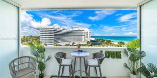 4391 Collins Ave Gallery 4