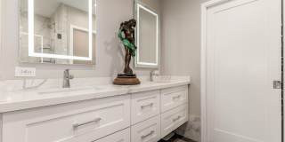 5137 N 79TH Place Gallery 12