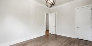 End-Unit Townhome with Private Rooftop Terrace in Myers Park!! Gallery 9