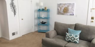 1532 Burney LaneApt 4 Gallery 1