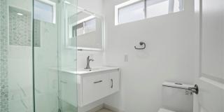 10848 Huston Street Gallery 22