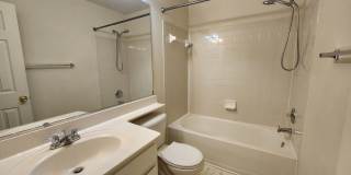 Townhome in Island Creek Subdivision Gallery 20
