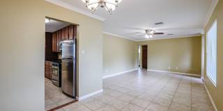 1005 E Cavalier Gallery 6