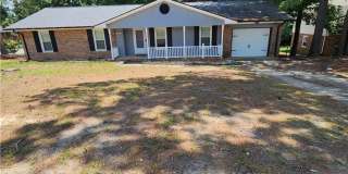 1644 SWEETGUM Circle Gallery 1