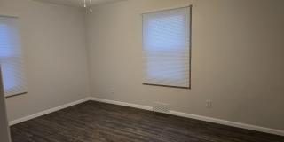 1509 N Main St Gallery 7