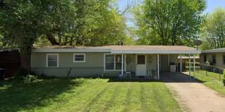 Cozy 3 Bedroom 1 Bath Home Gallery 1