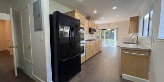 Updated 3 BR Condo at The Enclave in Redwood Oaks Updated 3 BR Condo at The Enclave in Redwood Oaks Gallery 7