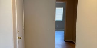 6 bedroom home!  Available Now! Gallery 79