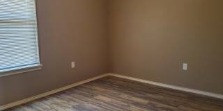 AUGUST PRE-LEASE - 3/2/1 in Northeast LBK Gallery 9