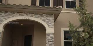 1513 SE 27th Rd Gallery 1