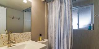 AMAZING 5 Bed 2 Bath Single Family Home in South Boulder! Gallery 23