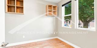 Gorgeous Townhouse with Central AC and Rooftop Deck Gallery 12