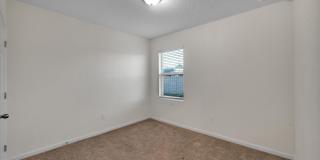2538 SE Rock Springs Drive Gallery 6