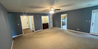 1006 Wood Circle SW Gallery 5