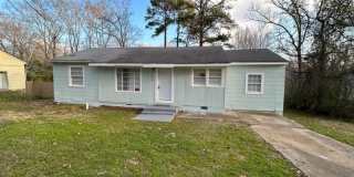 Quaint 4 bed 2 bath home Gallery 1