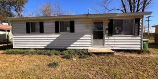 712 Graham Avenue Gallery 1