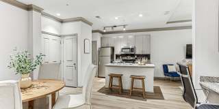 Avana Uptown Gallery 4