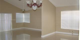 2784 Oakleigh Ln Gallery 1