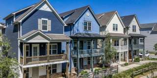 Modern Living in Bellevue Gallery 1