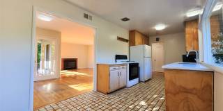 Charming three-bedroom, two-bath home in Midtown Palo Alto. Gallery 8