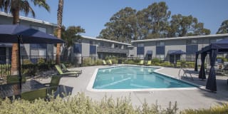 Monterey Townhouse Gallery 63