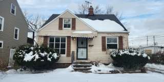 16409 Cloverside Ave Gallery 1