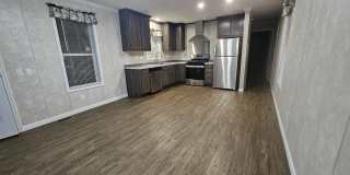 855 W Jefferson Gallery 2