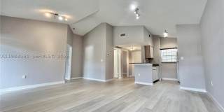 2811 N Oakland Forest Dr Gallery 2