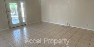 2405 Mimosa Street Gallery 18