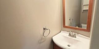 3 Bed, 1.5 Bath in Overbrook/ Brookline for rent- Huge yard and great layout! Gallery 15