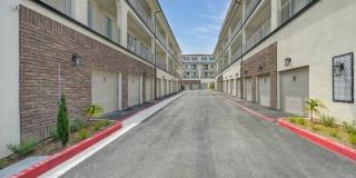 The Commodore Apartments Gallery 14