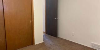 917-919 Meadowview Drive - 919 Gallery 23