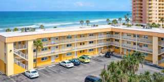 2 bedroom 2 bathroom unit available now Gallery 1