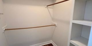 2319 Independence Gallery 17