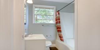 Single Family 2.5 bd, 1 ba close to Forsyth Park, Historic District Gallery 1