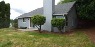 Rent Special: 1/2 Off August's Rent!! 3 bed 2 bath House in South Salem! Gallery 41