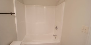 Spacious 4 BDR Duplex Gallery 13