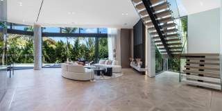 1045 W 47th Ct Gallery 6